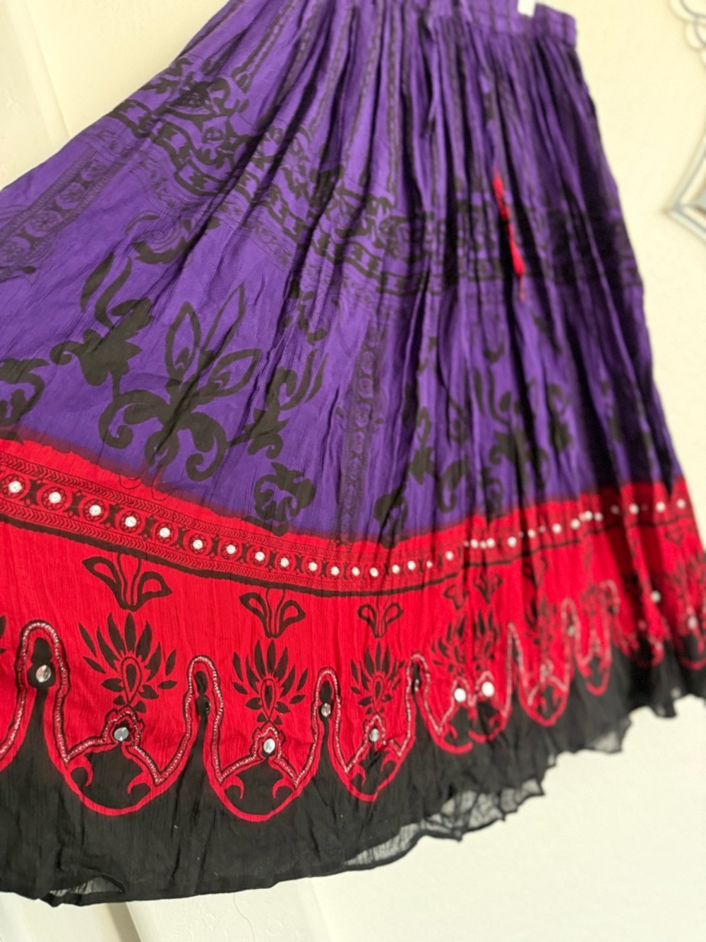 WHITE STAG Bohemian Purple and Red Peasant Skirt - 16W - Picture 2 of 6